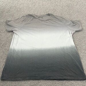 Free men’s top